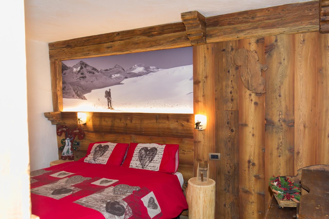 B/B La Locanda Delle Pulci Mezzana  Bagian luar foto